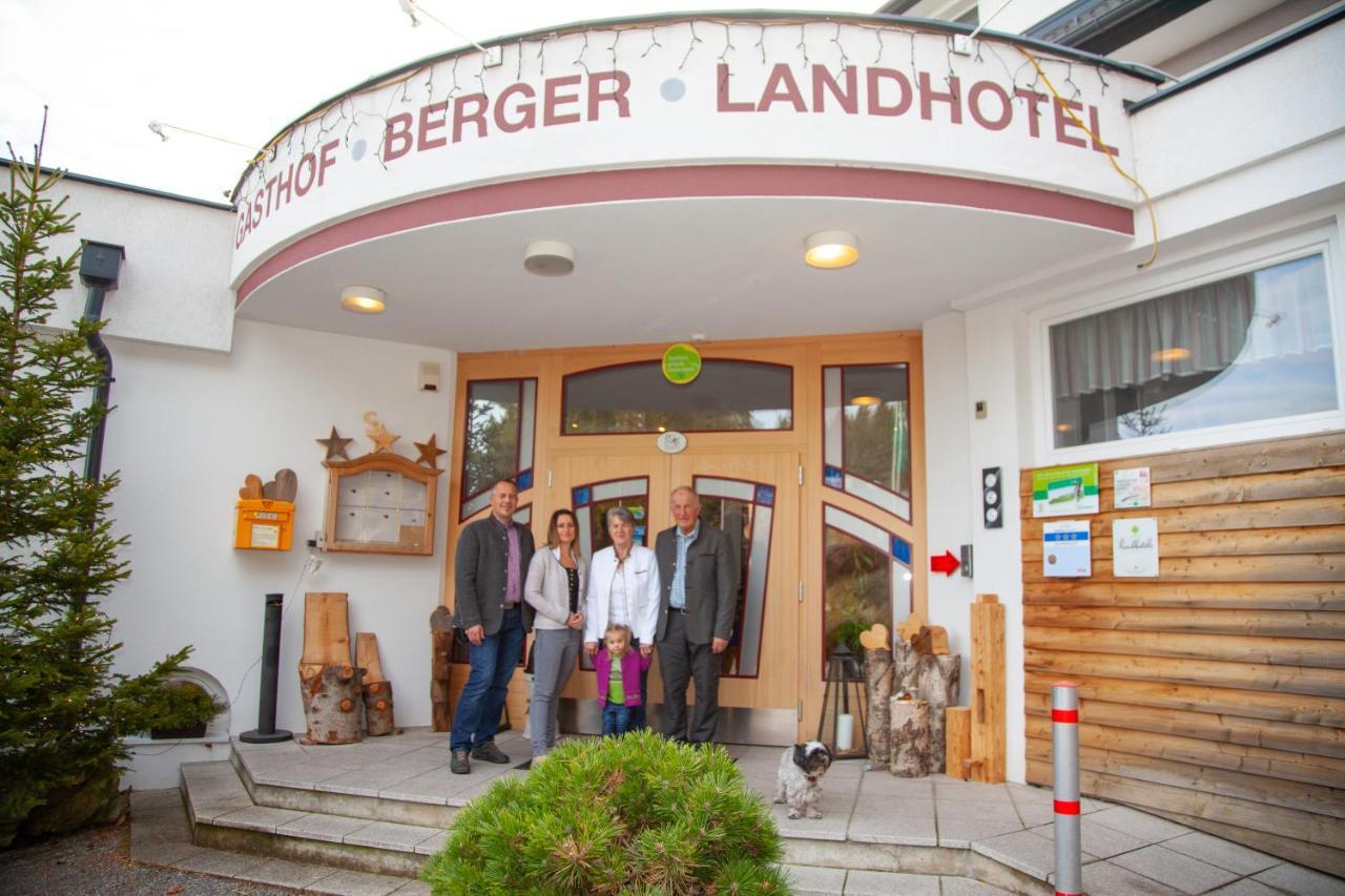 Familienhotel Berger Sankt Jakob im Walde Exterior photo